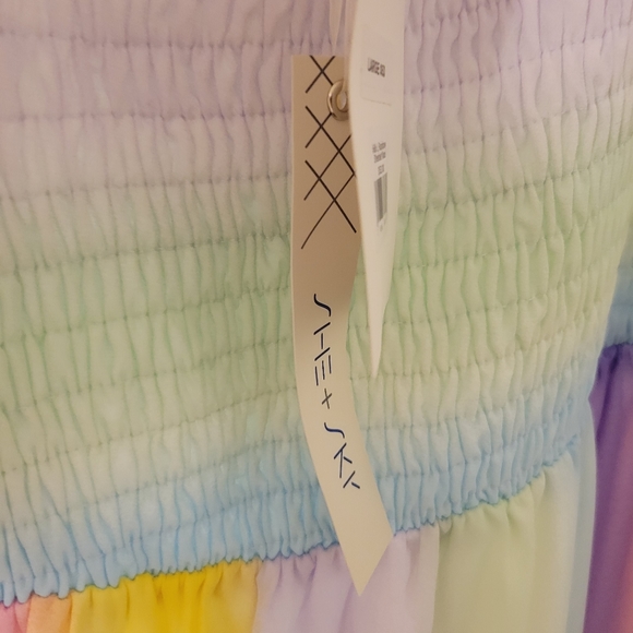 Colorful Sundress - Picture 8 of 9